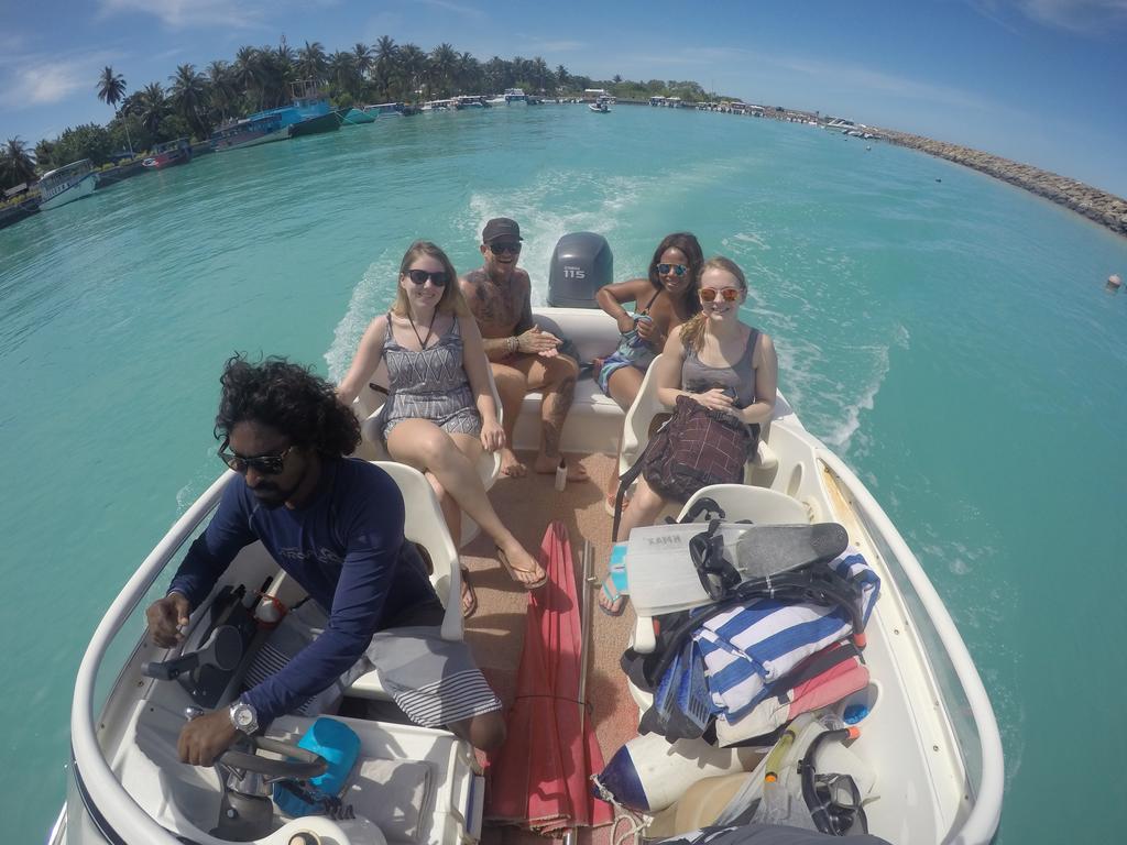 Hotel Lily Rest Maldives Maafushi Esterno foto