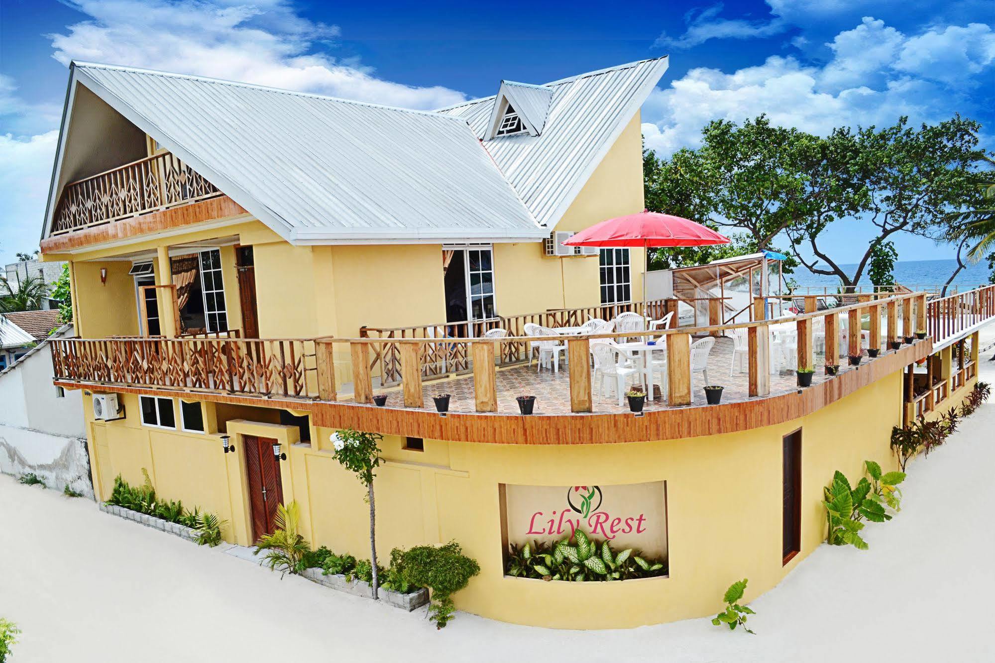 Hotel Lily Rest Maldives Maafushi Esterno foto